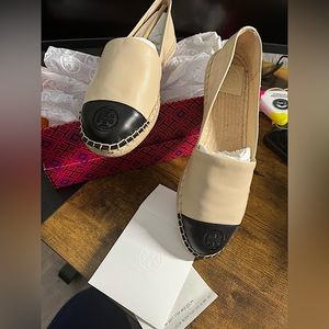 Tory Burch Color Block Flat (Nappa Leather)